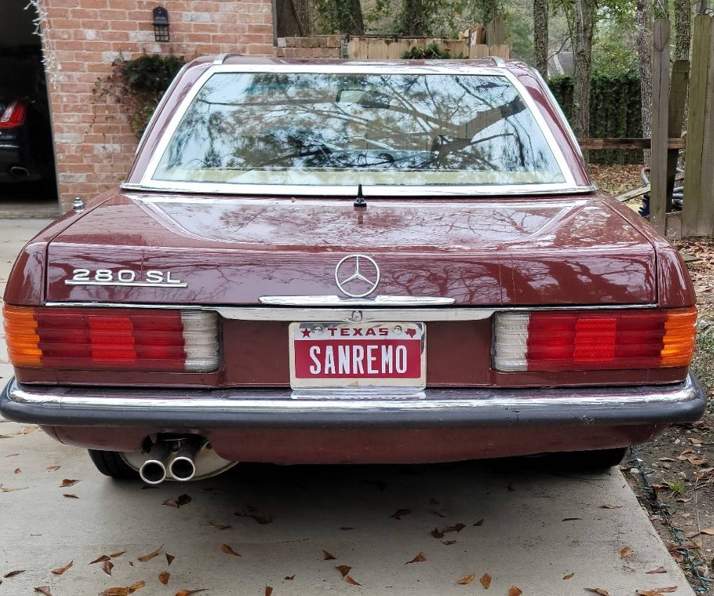 Mercedes-benz-1981-red