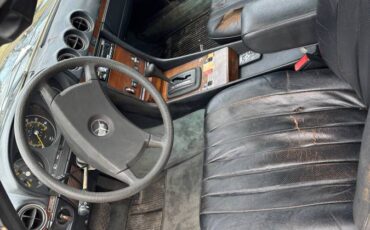 Mercedes-benz-1982-black-12