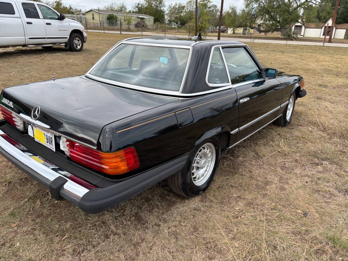 Mercedes-benz-1982-black-20