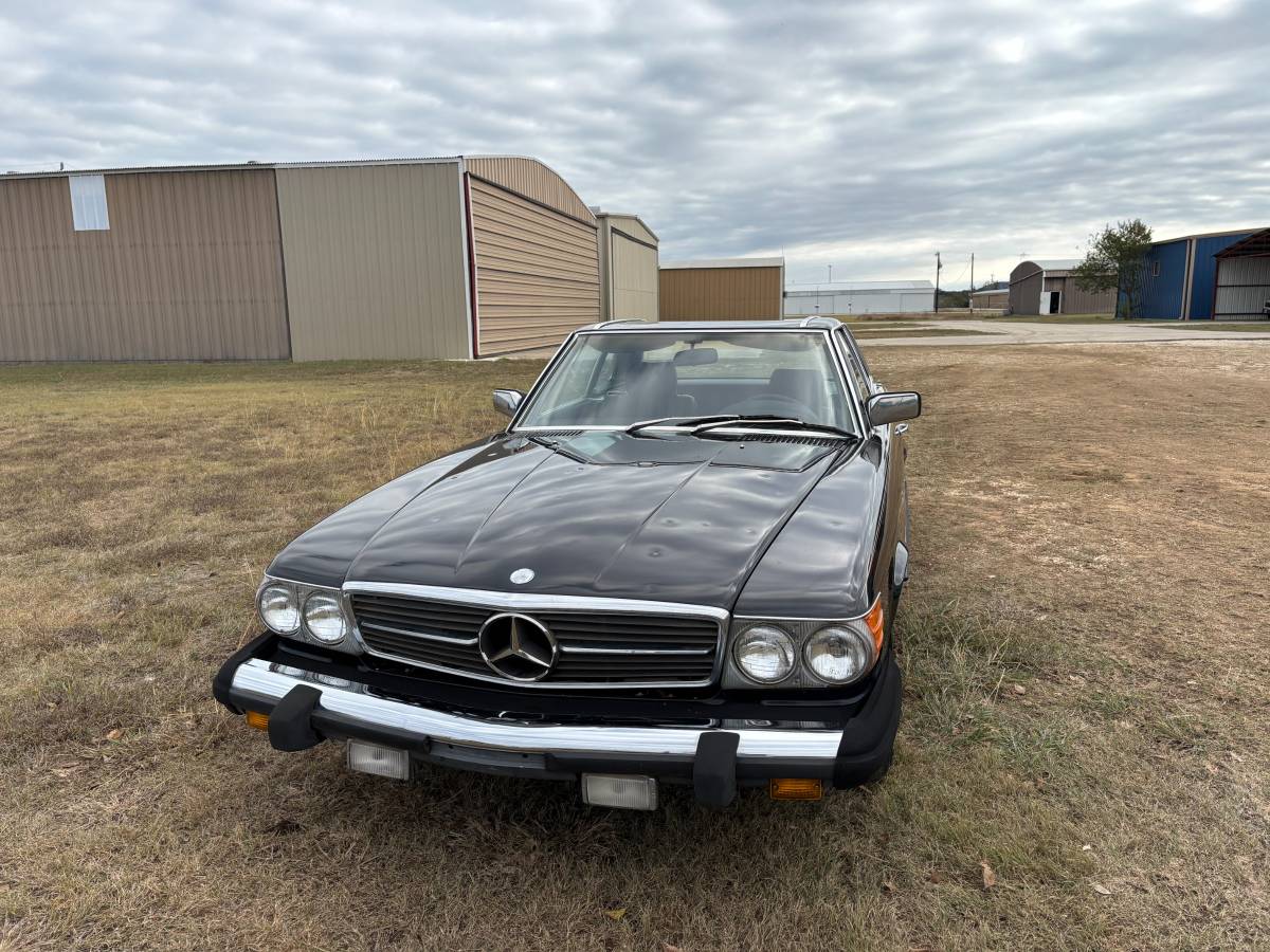 Mercedes-benz-1982-black-22