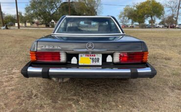 Mercedes-benz-1982-black-7