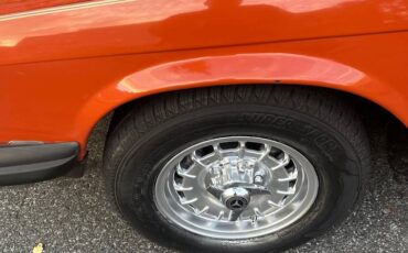 Mercedes-benz-1982-orange-4