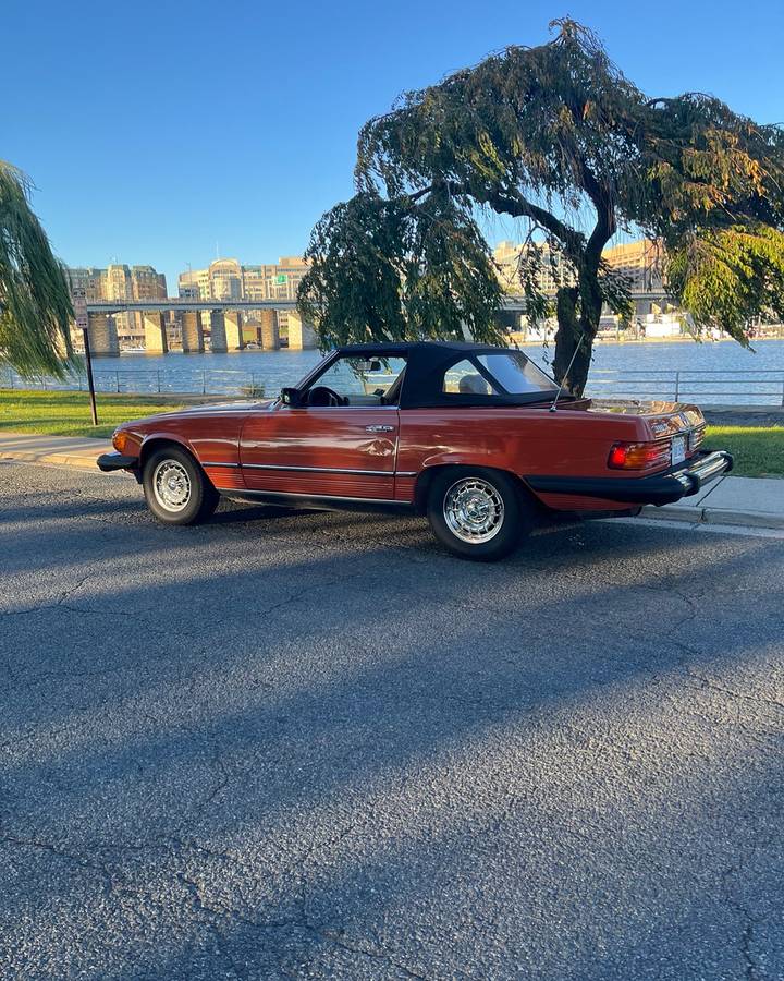 Mercedes-benz-1982-orange-7