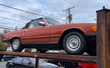 Mercedes-benz-1982-orange-8