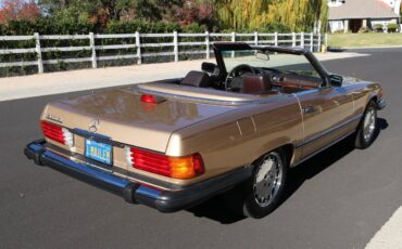 Mercedes-benz-1986-11