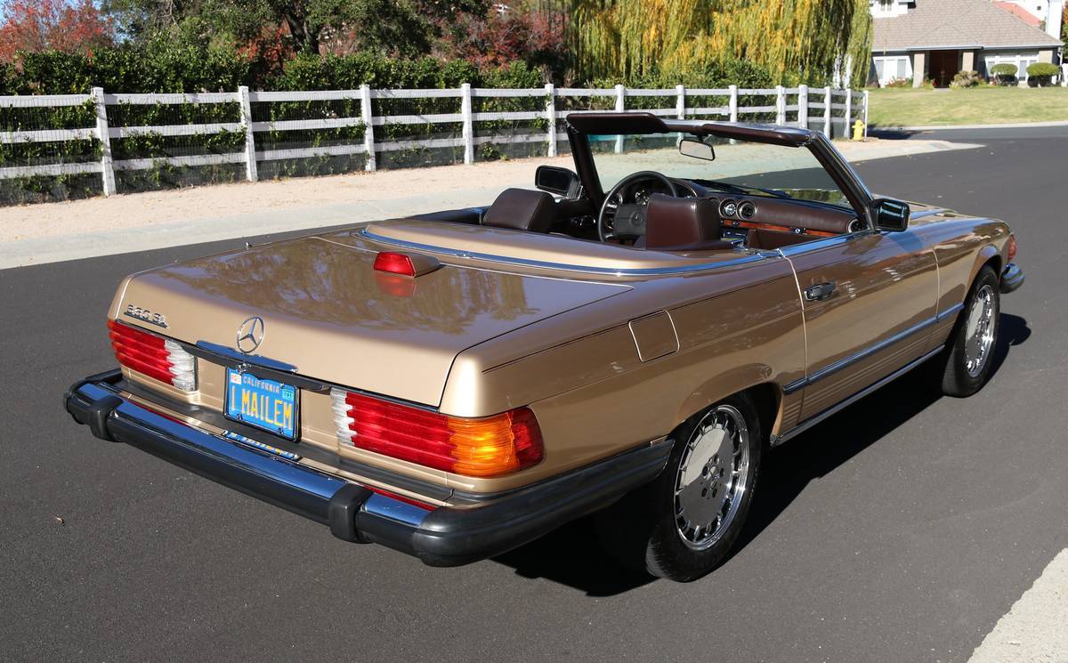 Mercedes-benz-1986-11