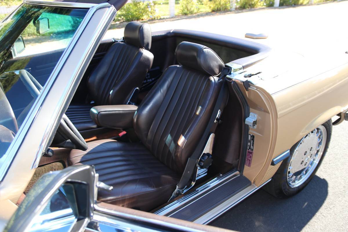 Mercedes-benz-1986-13