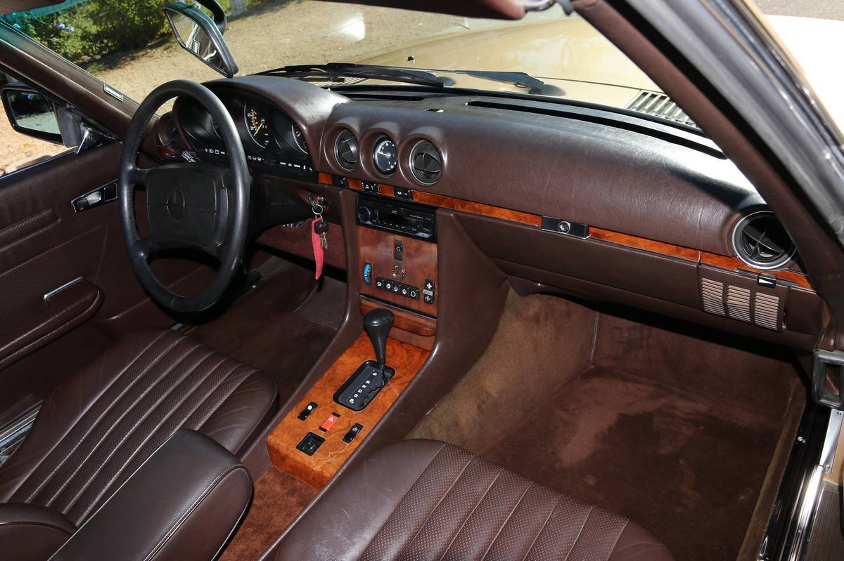 Mercedes-benz-1986-17