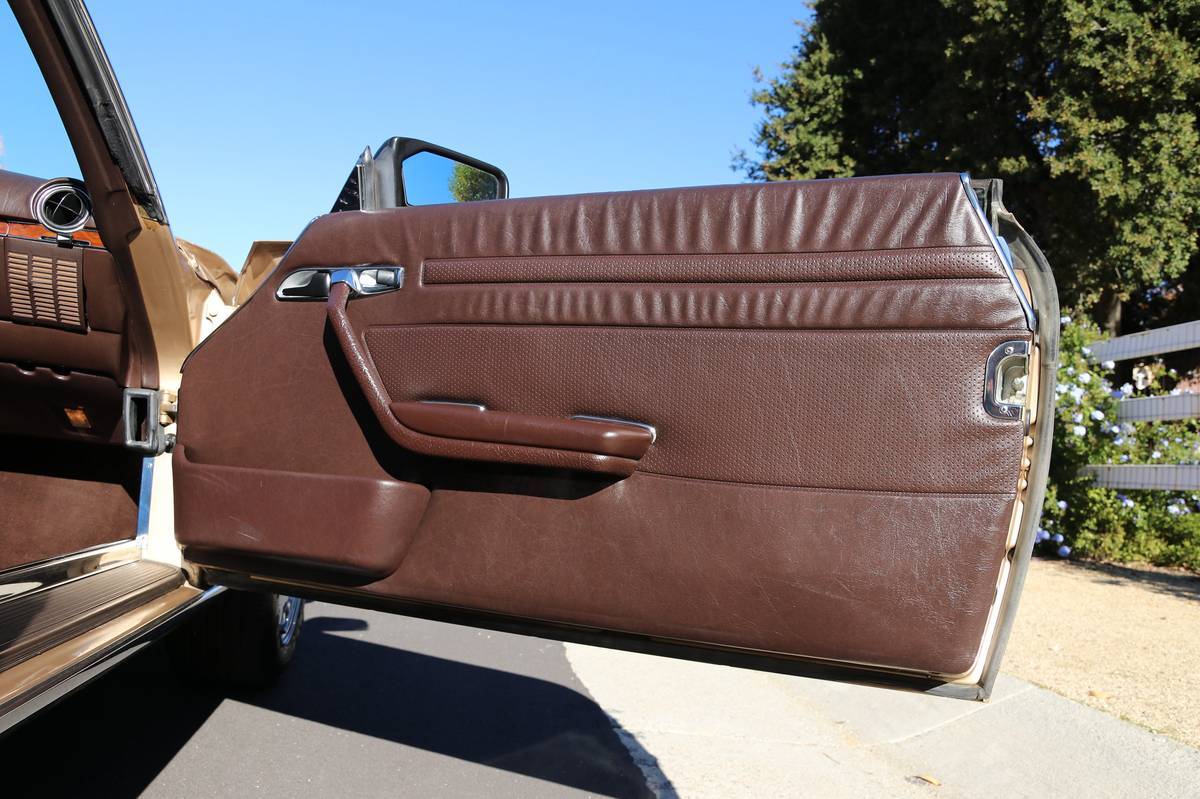 Mercedes-benz-1986-19