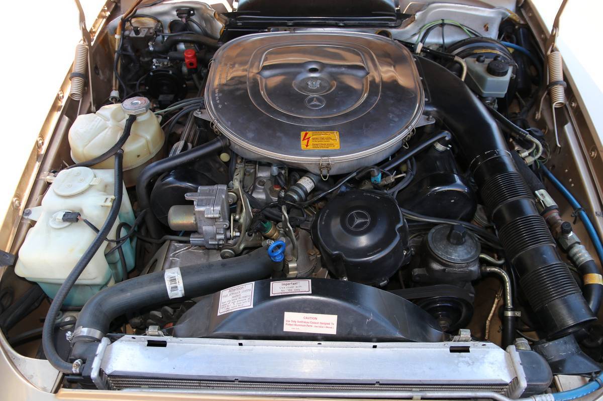 Mercedes-benz-1986-20