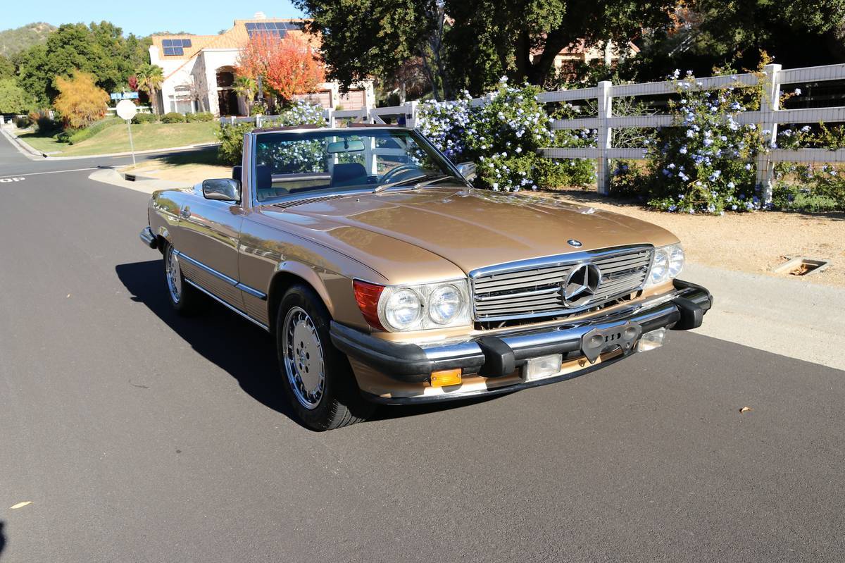 Mercedes-benz-1986-4