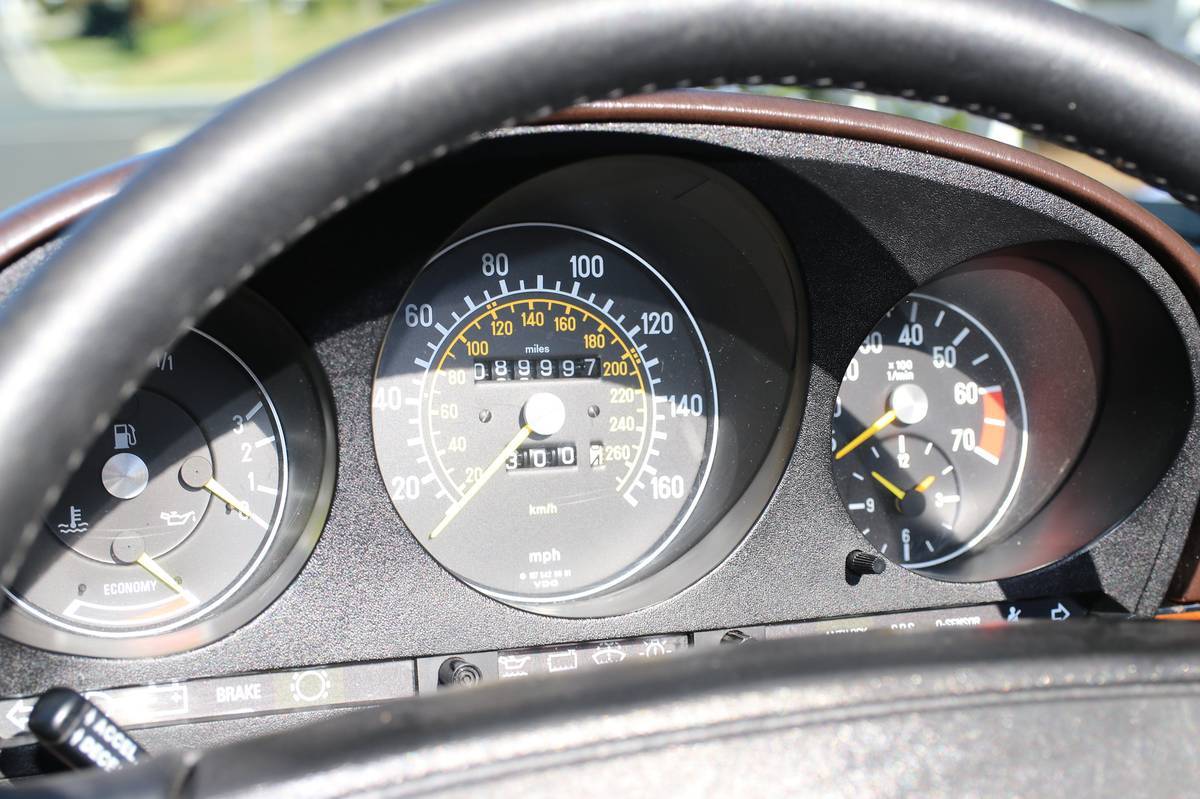 Mercedes-benz-1986-7