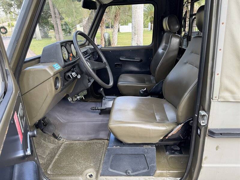 Mercedes-benz-230ge-1990-green-14