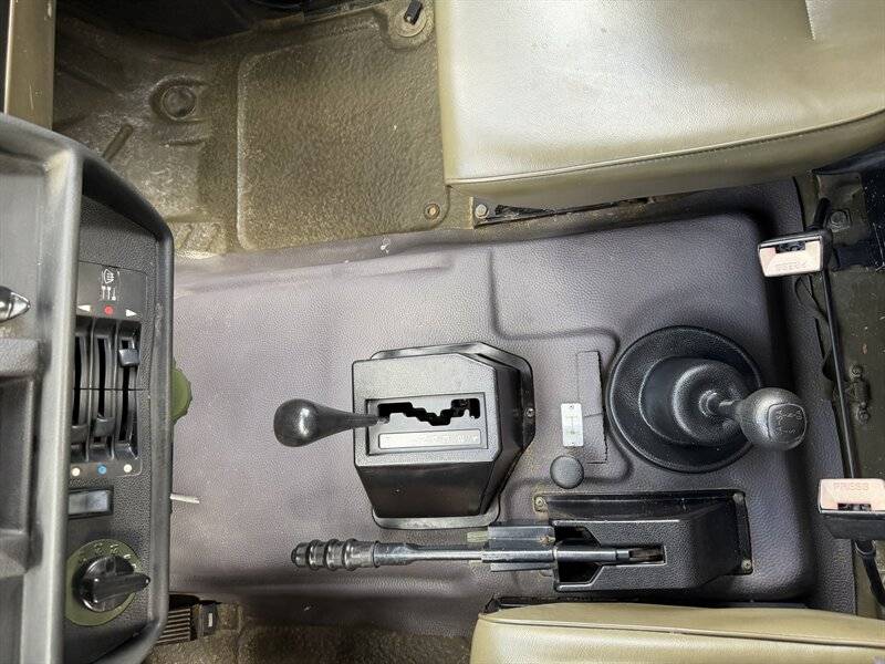 Mercedes-benz-230ge-1990-green-15