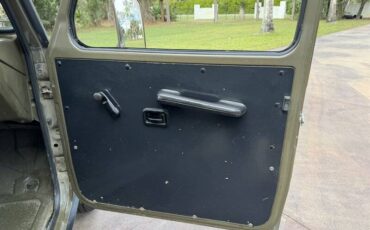 Mercedes-benz-230ge-1990-green-22