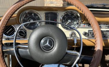 Mercedes-benz-250sl-1967-Light-Ivory-Cognac-MB-Tex-11