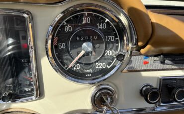 Mercedes-benz-250sl-1967-Light-Ivory-Cognac-MB-Tex-13