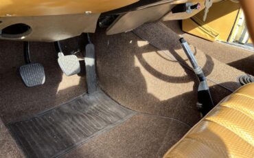 Mercedes-benz-250sl-1967-Light-Ivory-Cognac-MB-Tex-16