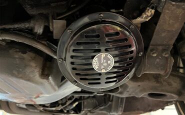 Mercedes-benz-250sl-1967-Light-Ivory-Cognac-MB-Tex-19