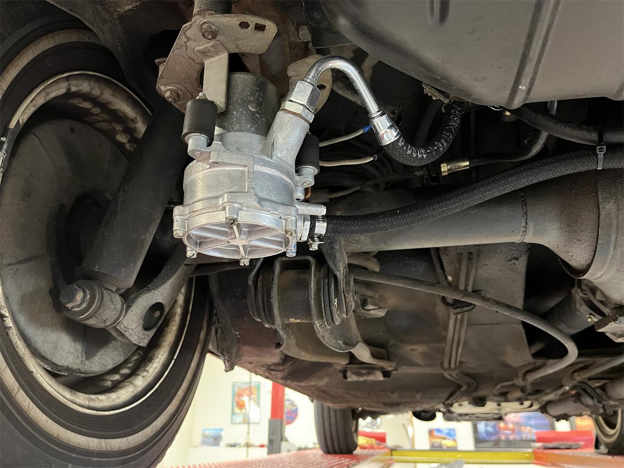 Mercedes-benz-250sl-1967-Light-Ivory-Cognac-MB-Tex-23