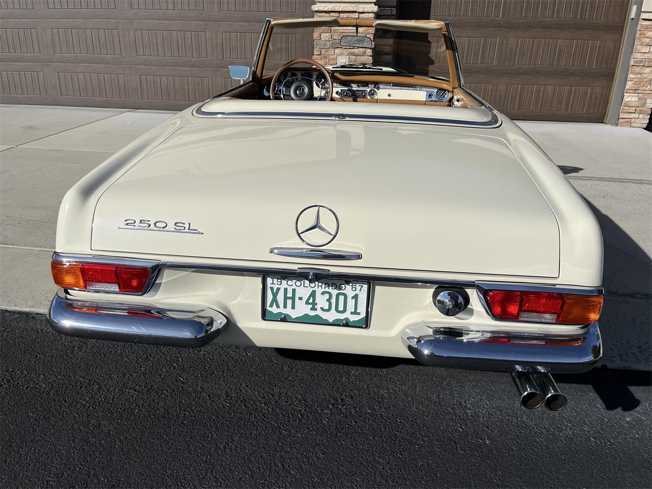 Mercedes-benz-250sl-1967-Light-Ivory-Cognac-MB-Tex-34