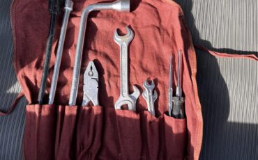 Mercedes-benz-250sl-1967-Light-Ivory-Cognac-MB-Tex-47