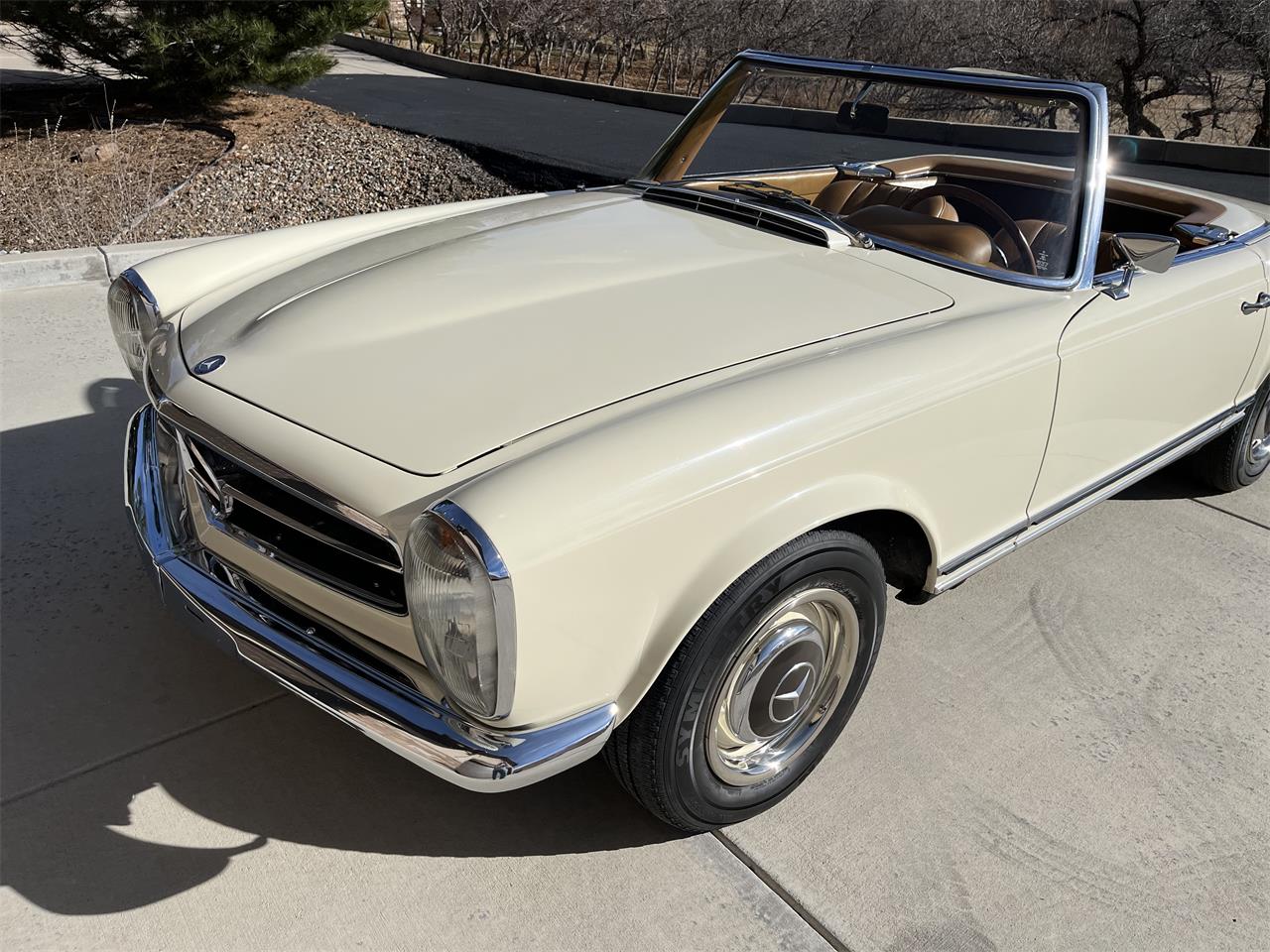 Mercedes-benz-250sl-1967-Light-Ivory-Cognac-MB-Tex-60
