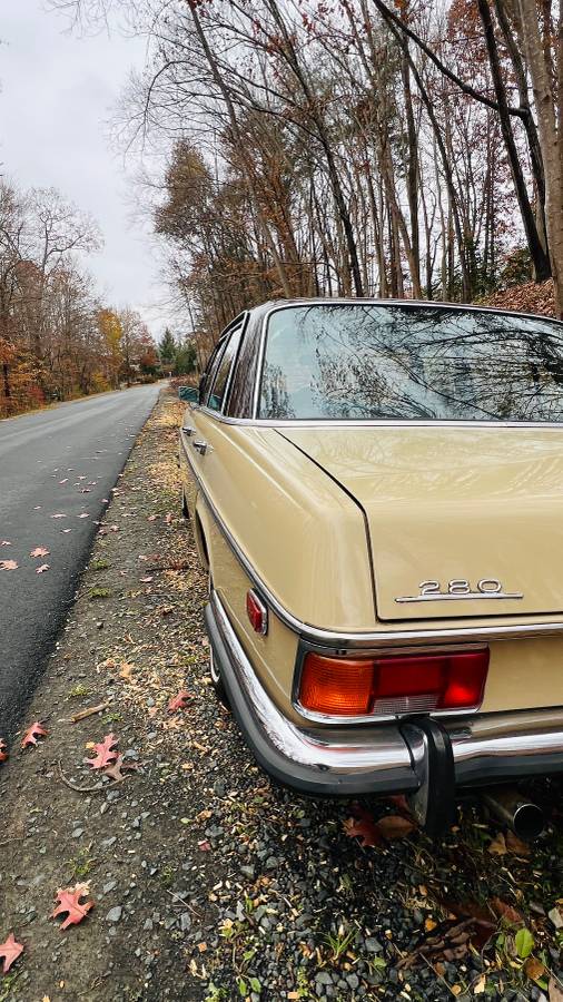 Mercedes-benz-280-se-1973-brown-5