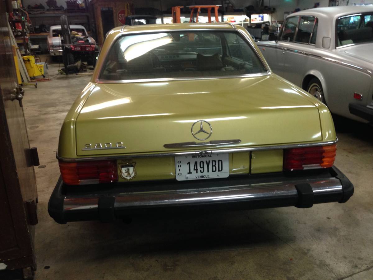 Mercedes-benz-280c-1974-custom-2