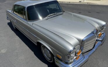 Mercedes-benz-280se-1970-Silver-Black-3