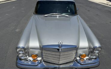 Mercedes-benz-280se-1970-Silver-Black-5