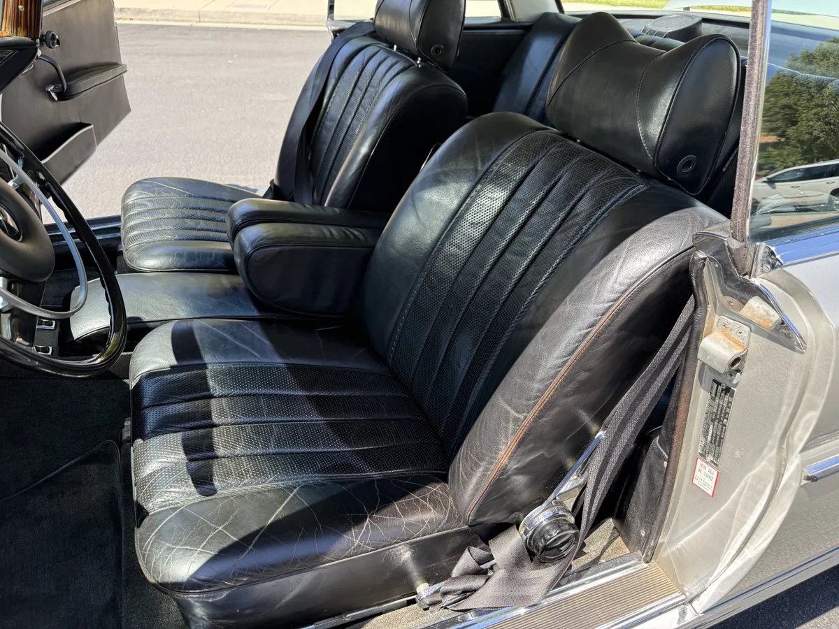 Mercedes-benz-280se-1970-Silver-Black-7