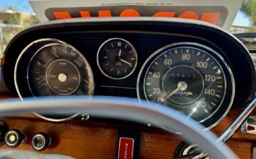 Mercedes-benz-280se-4.5-liter-1972-custom-7