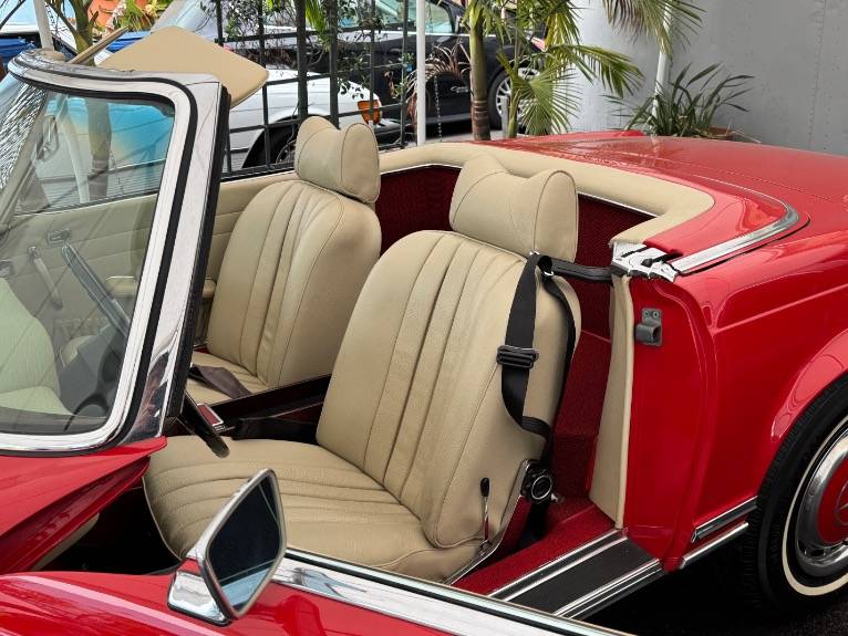 Mercedes-benz-280sl-1969-31