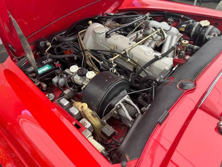 Mercedes-benz-280sl-1969-34