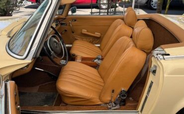 Mercedes-benz-280sl-1971-16