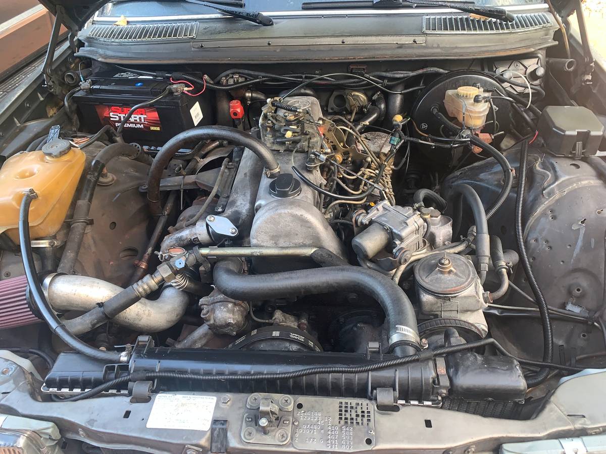 Mercedes-benz-300-diesel-1982-19