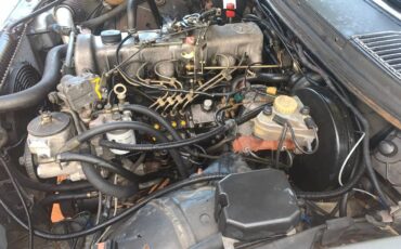 Mercedes-benz-300-diesel-1982-20