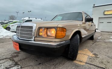 Mercedes-benz-300-diesel-1984-custom-19