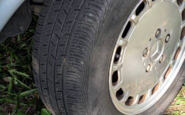 Mercedes-benz-300-sdl-diesel-1987-blue