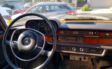 Mercedes-benz-300-sel-6.3-1969-brown-9