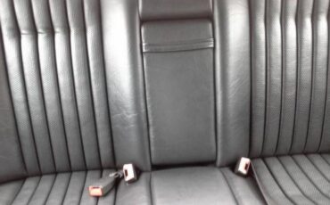 Mercedes-benz-300-series-diesel-1993-8