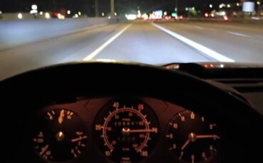 Mercedes-benz-300-td-1982-silver-2