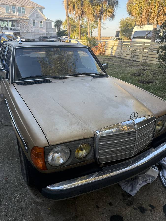 Mercedes-benz-300-td-diesel-1983-3