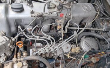 Mercedes-benz-300cd-turbodiesel-coupe-1985-brown-12