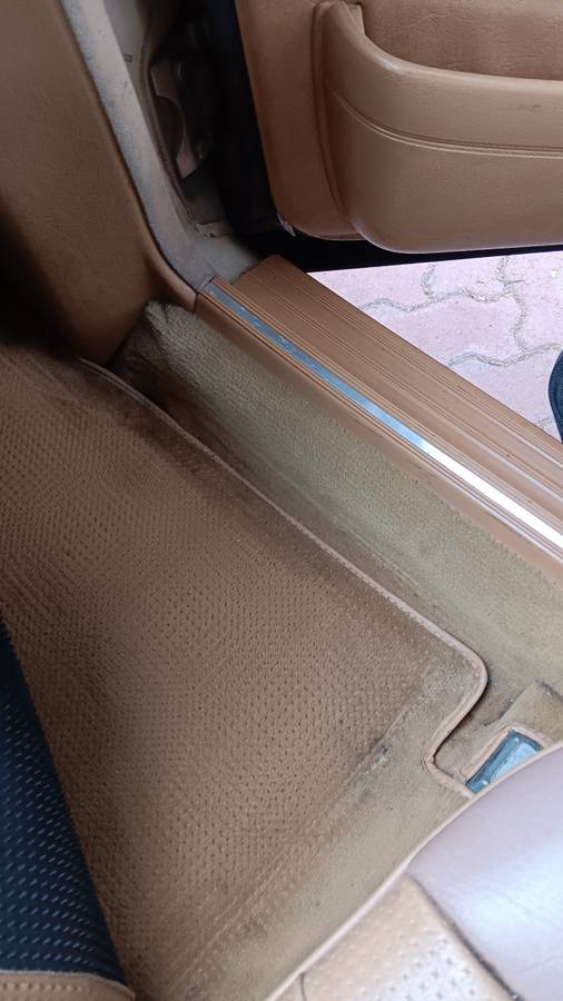 Mercedes-benz-300cd-turbodiesel-coupe-1985-brown-14