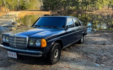 Mercedes-benz-300d-diesel-1984-blue-1