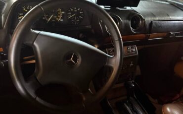 Mercedes-benz-300d-diesel-1984-blue-7