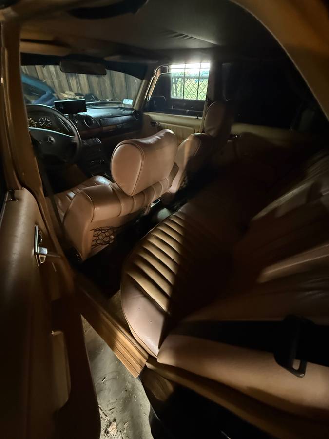 Mercedes-benz-300d-diesel-1984-blue-8