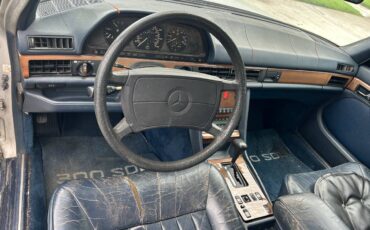 Mercedes-benz-300d-diesel-1986-6